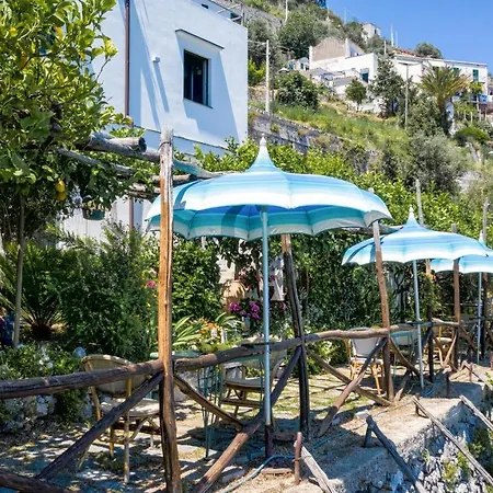 Ercole Di Oda ve Kahvaltı