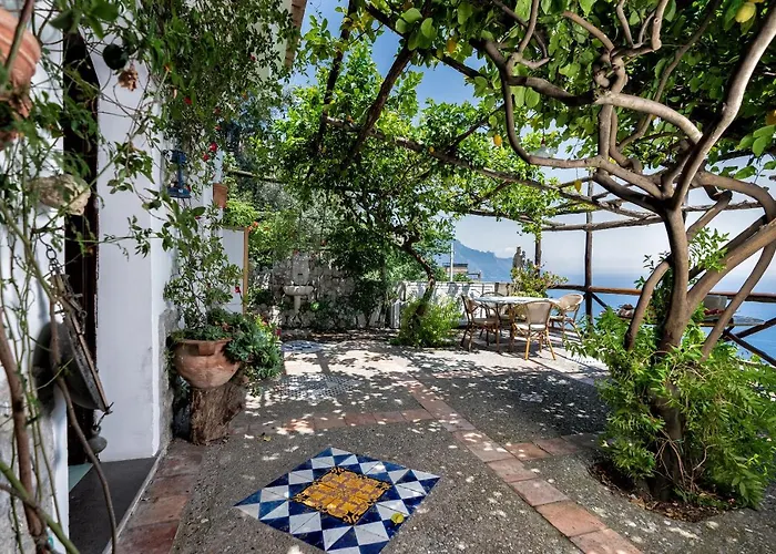 Ercole Di Amalfi