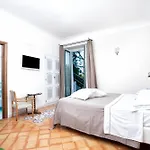 B ＆ B エルコレ ディ アマルフィ